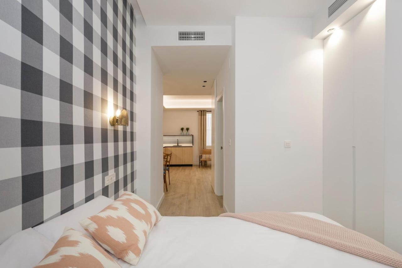 Hi Room - Smart Apartments - He 0 Granada Exterior foto